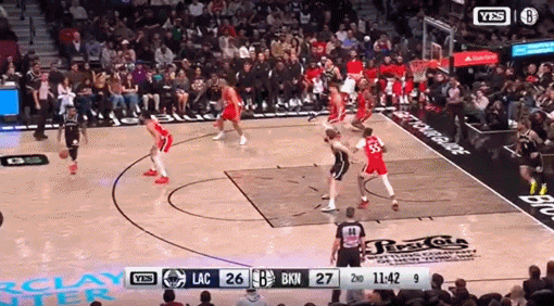 NBA生涯首分！篮网新签中锋德鲁-蒂米接拉塞尔直塞上篮命中！
